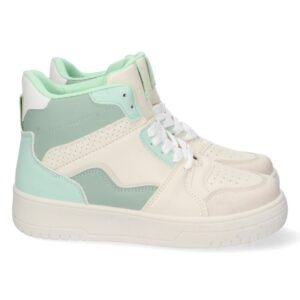 Zapatilla Abotinada con Cordones